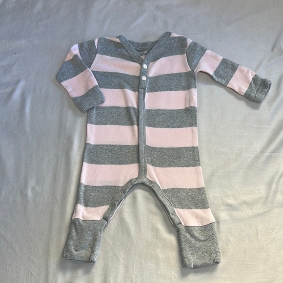 Burt's Bees Baby - Rugby Striped Pink and Gray Footies One Piece - Picture 1 of 5